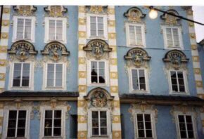 salzburg1e.jpg (18196 bytes)